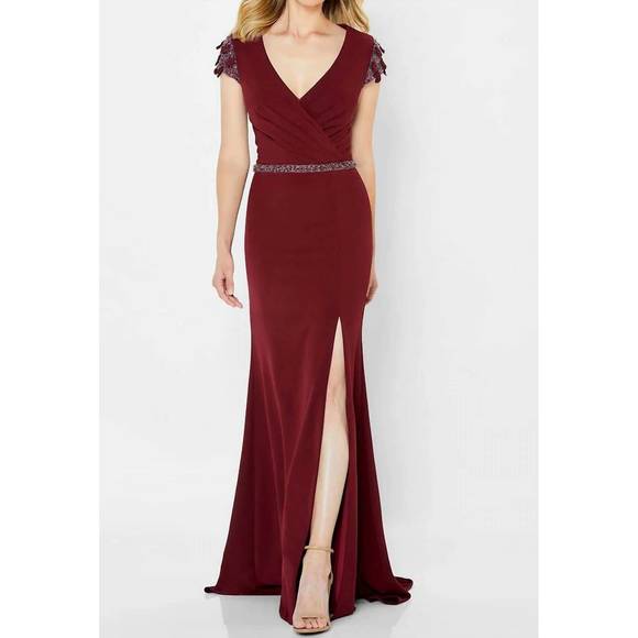 NEW MONTAGE BY MON CHERI embellished surplice bodice formal gown in wine